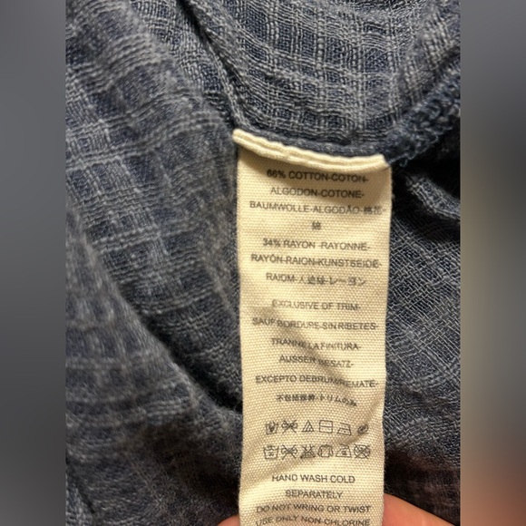 🐼Free People women’s Indigo Button-Down Shirt blue size M GUC - Picture 8 of 12